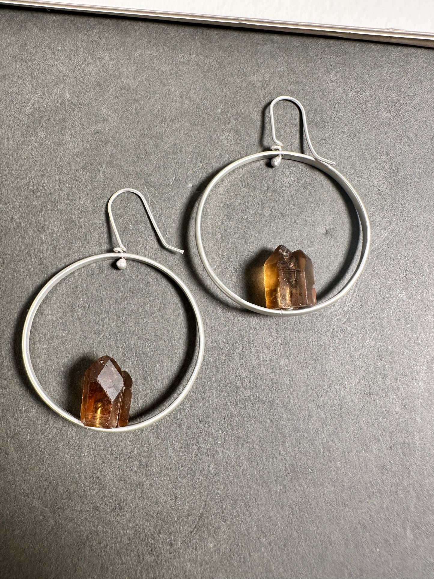 Raw citrine points