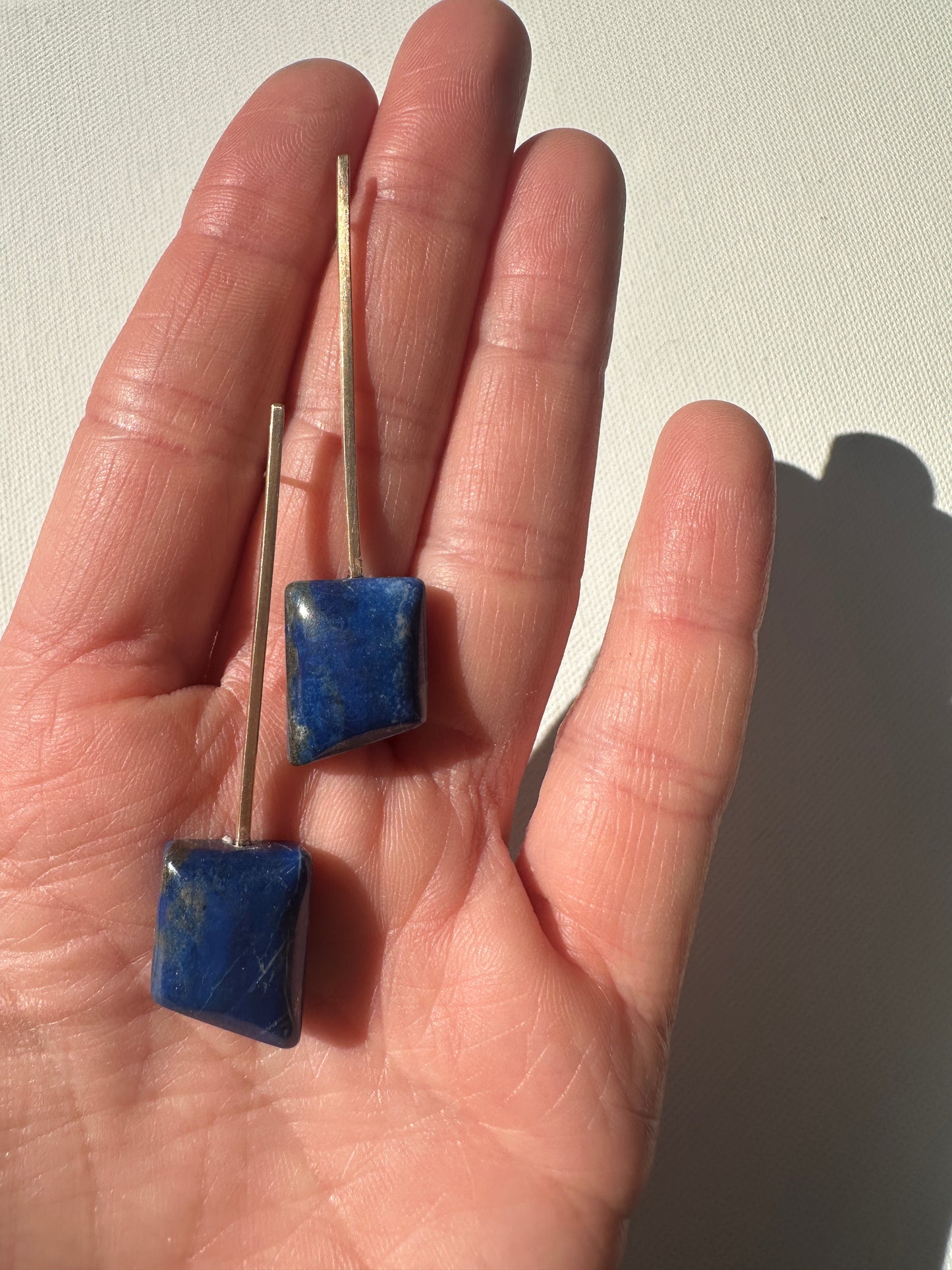 Lapis drop studs