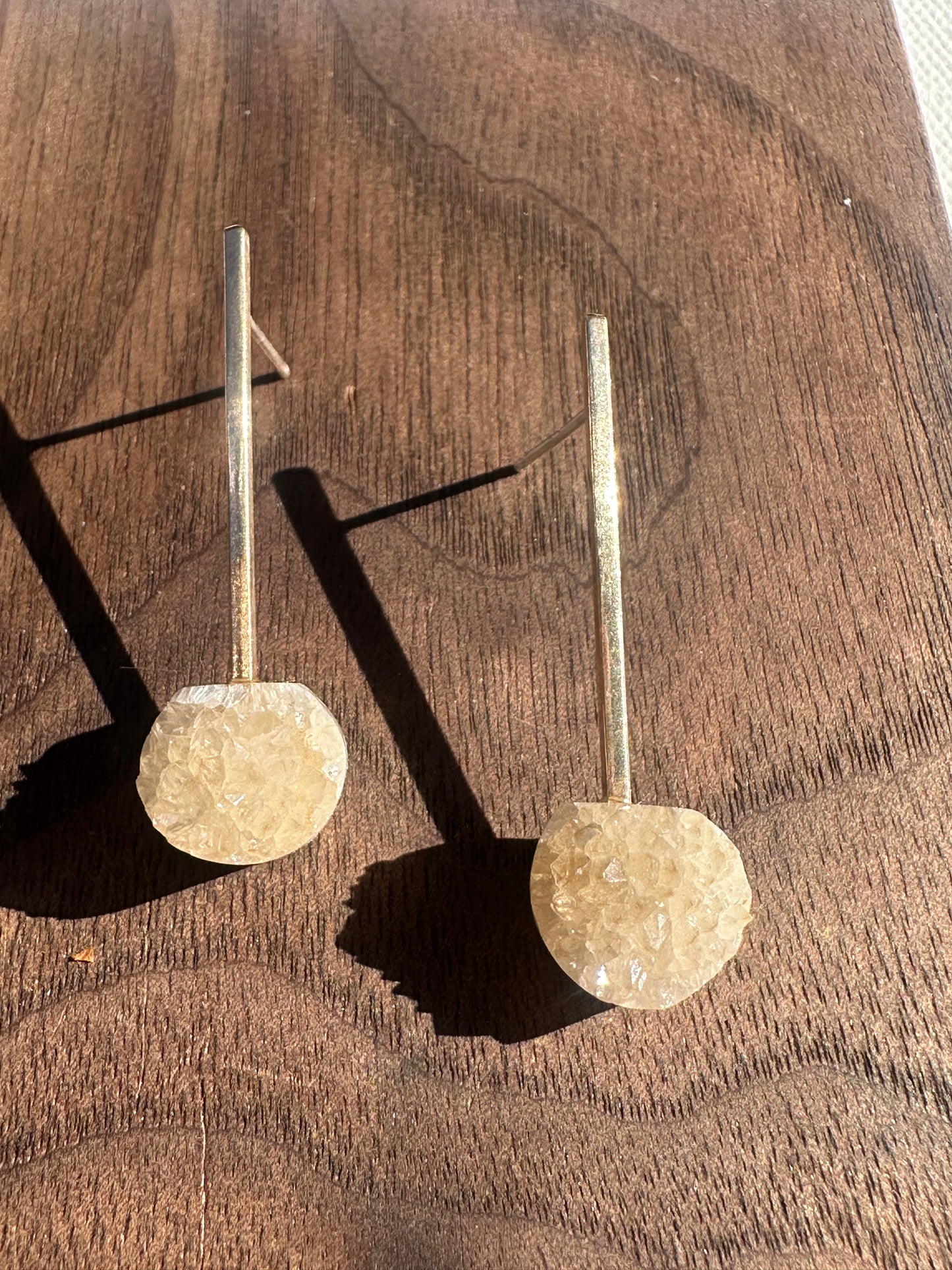 Druzy drop stud - mini snowball