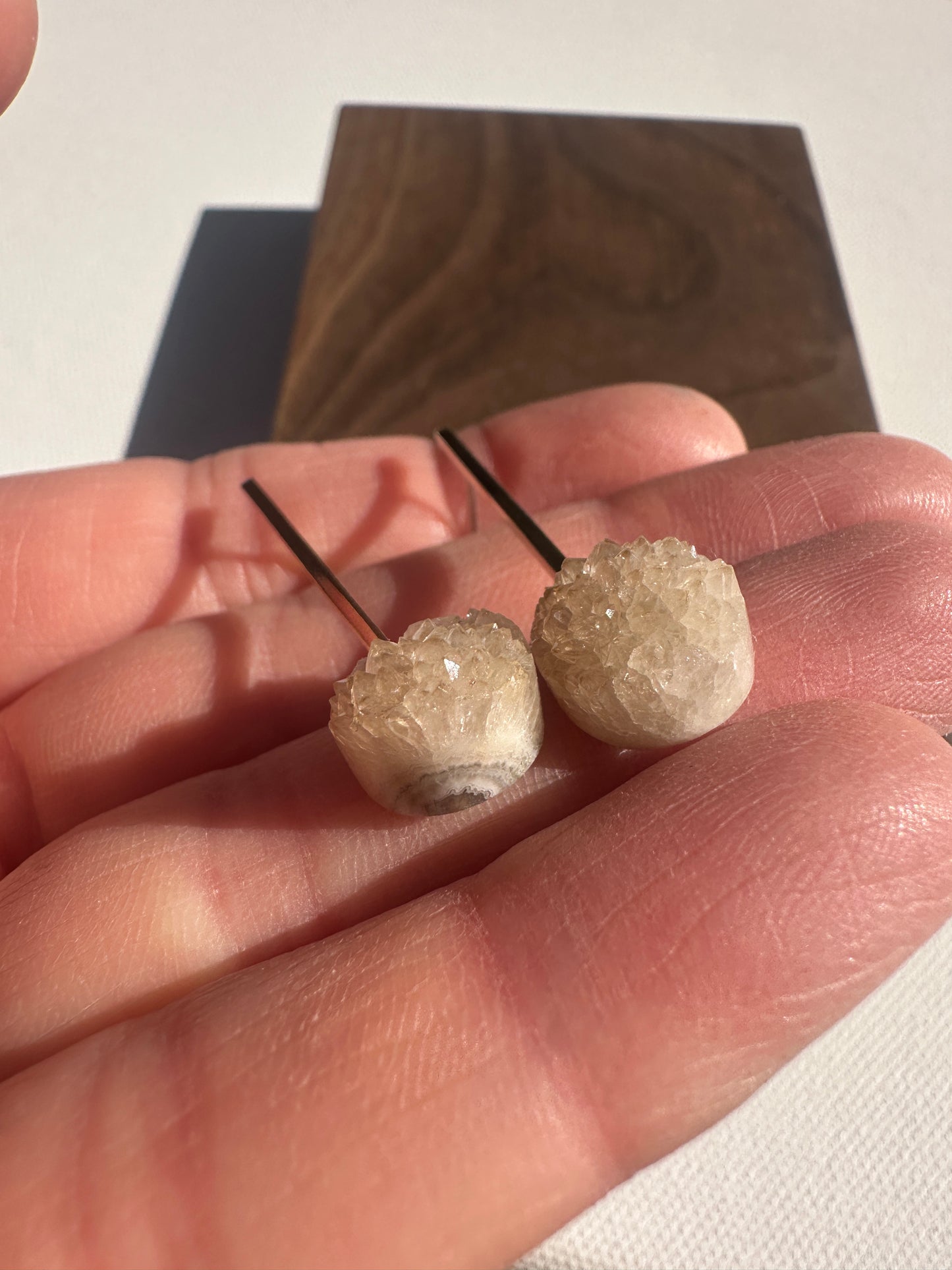 Druzy drop stud - mini snowball
