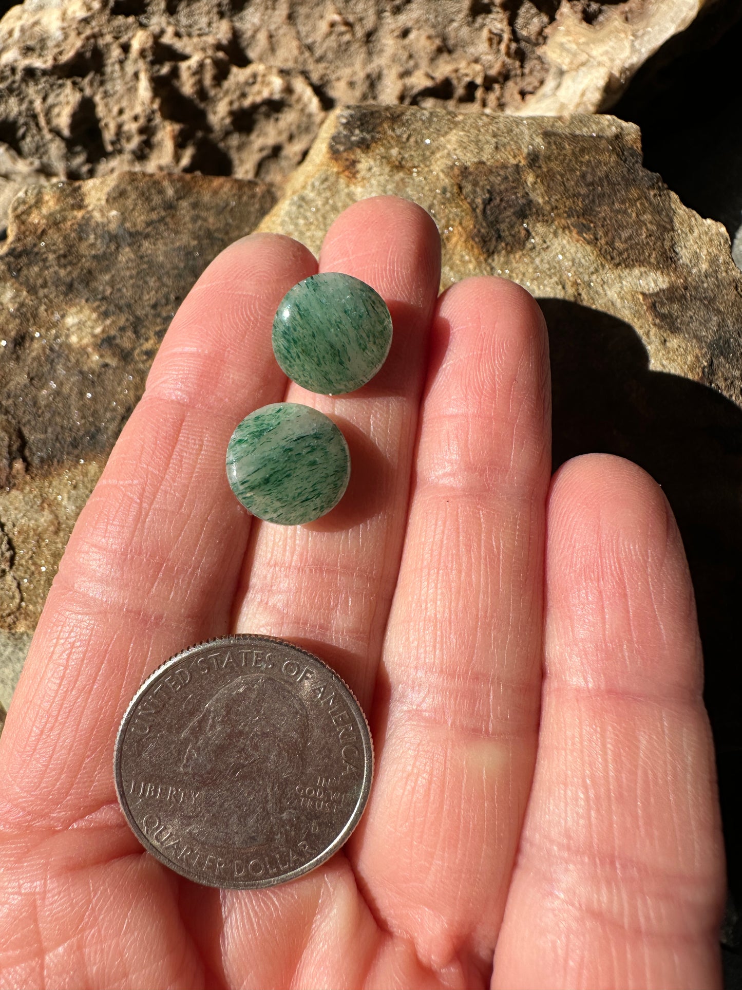 Green aventurine stud