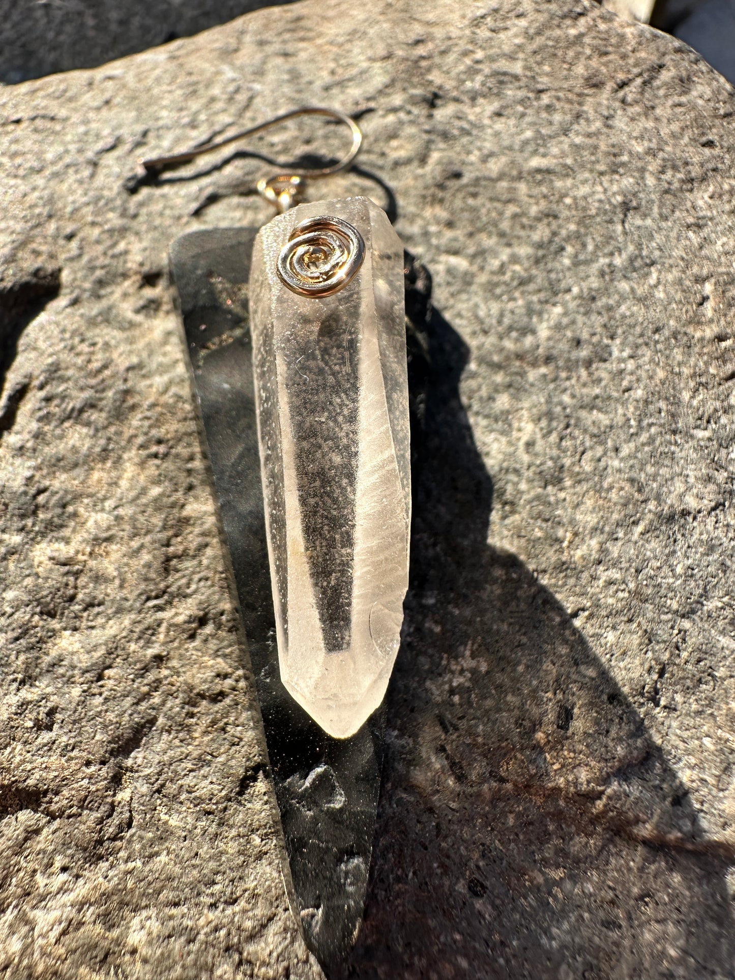 Shungite & quartz single