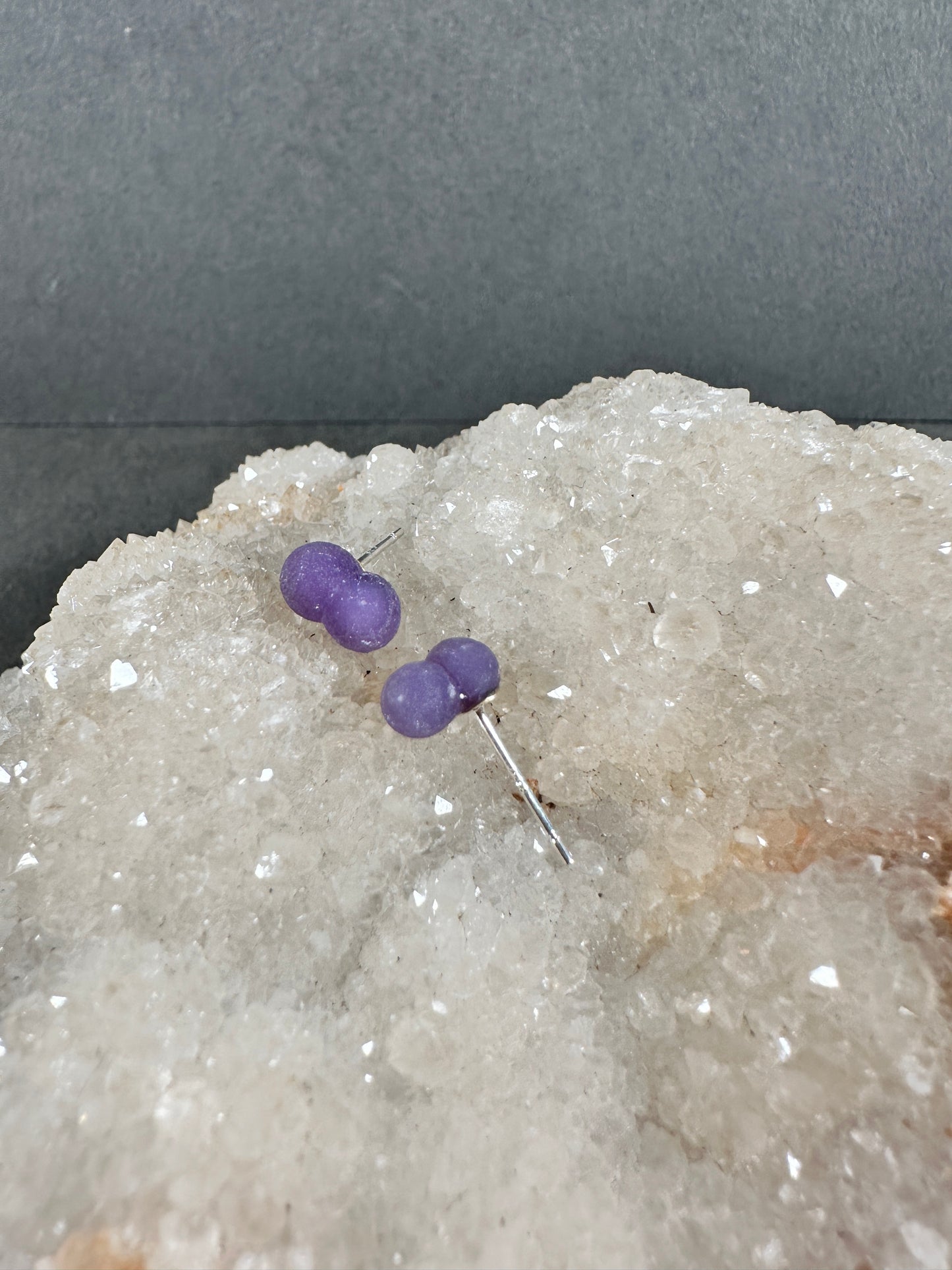 Grape agate studs