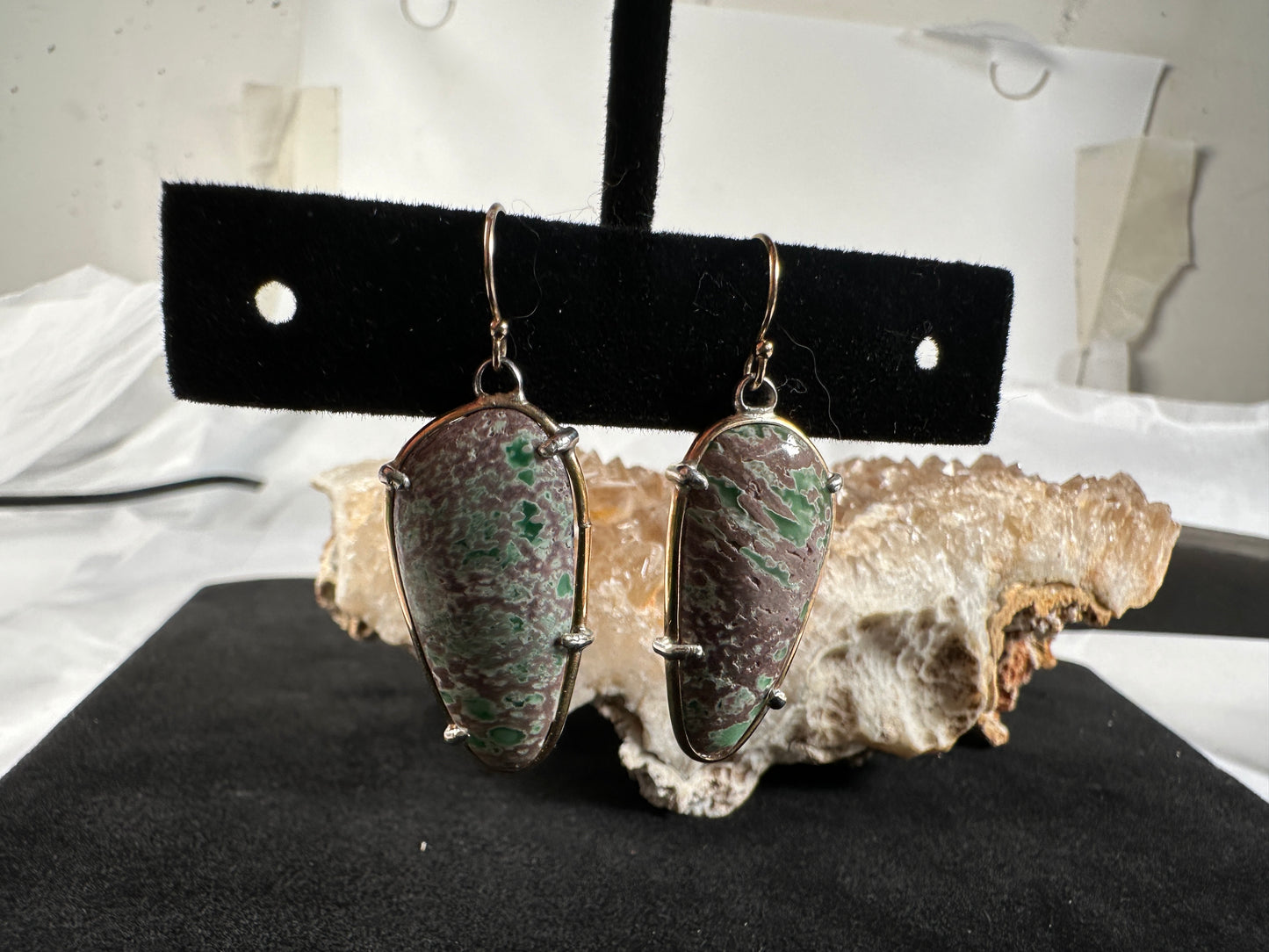 Variscite prong earring