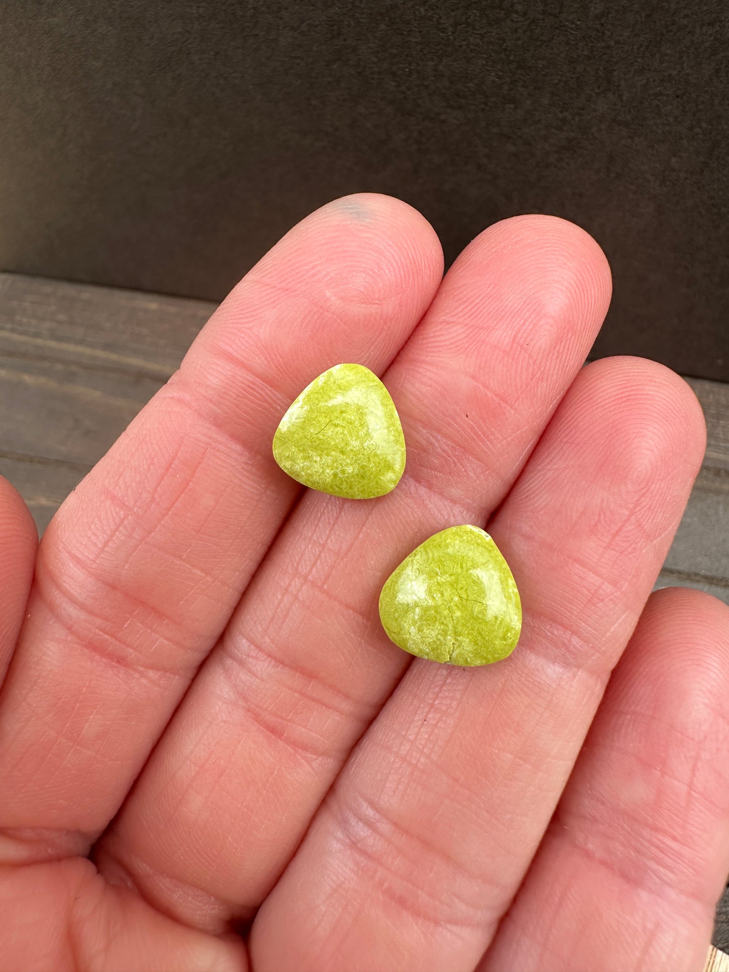 Green opal - studs