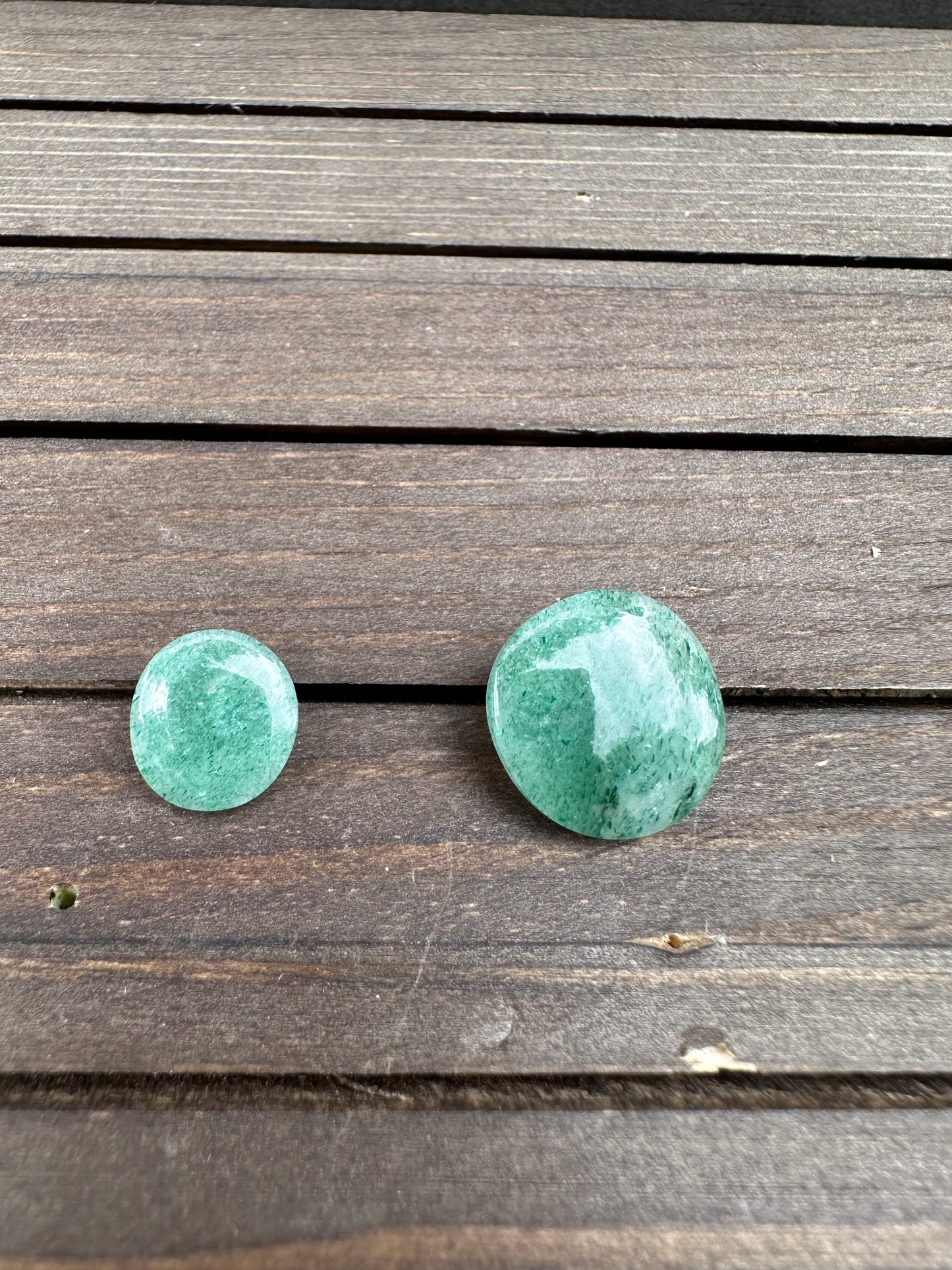 Green aventurine - studs