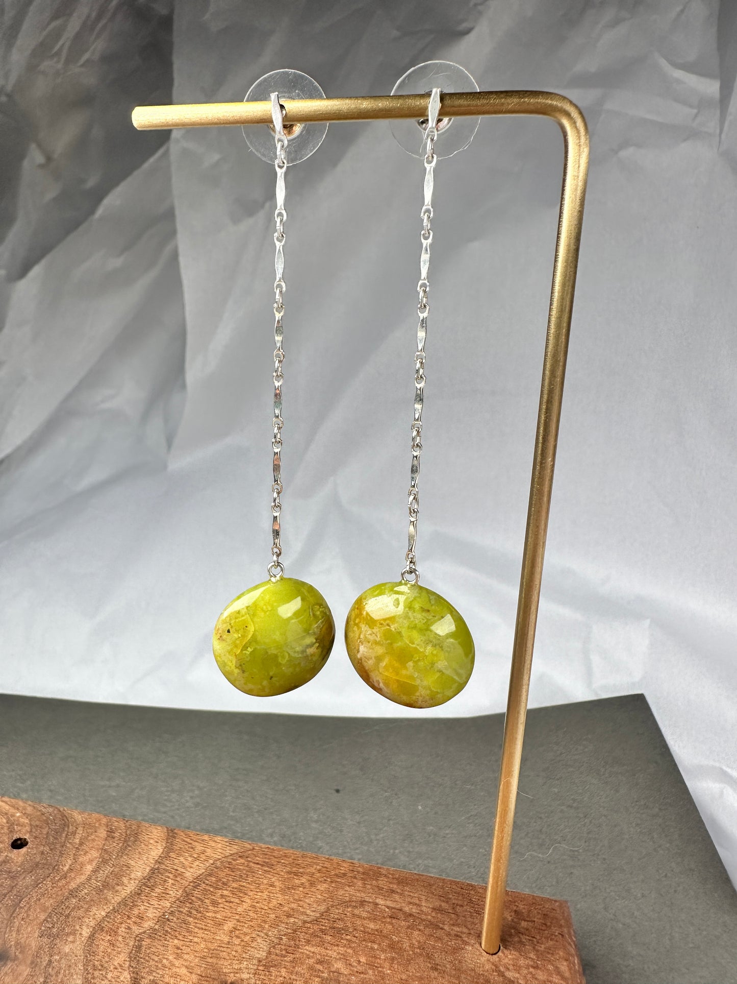 Green opal shoulder dusters