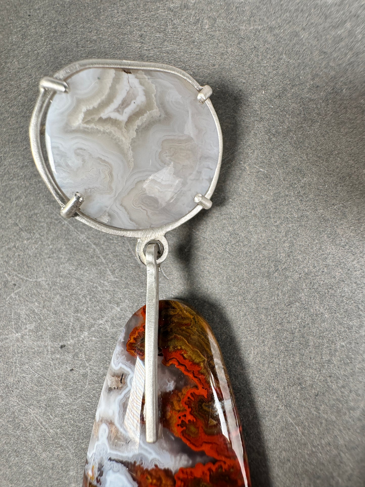 Moroccan seam agate dancers