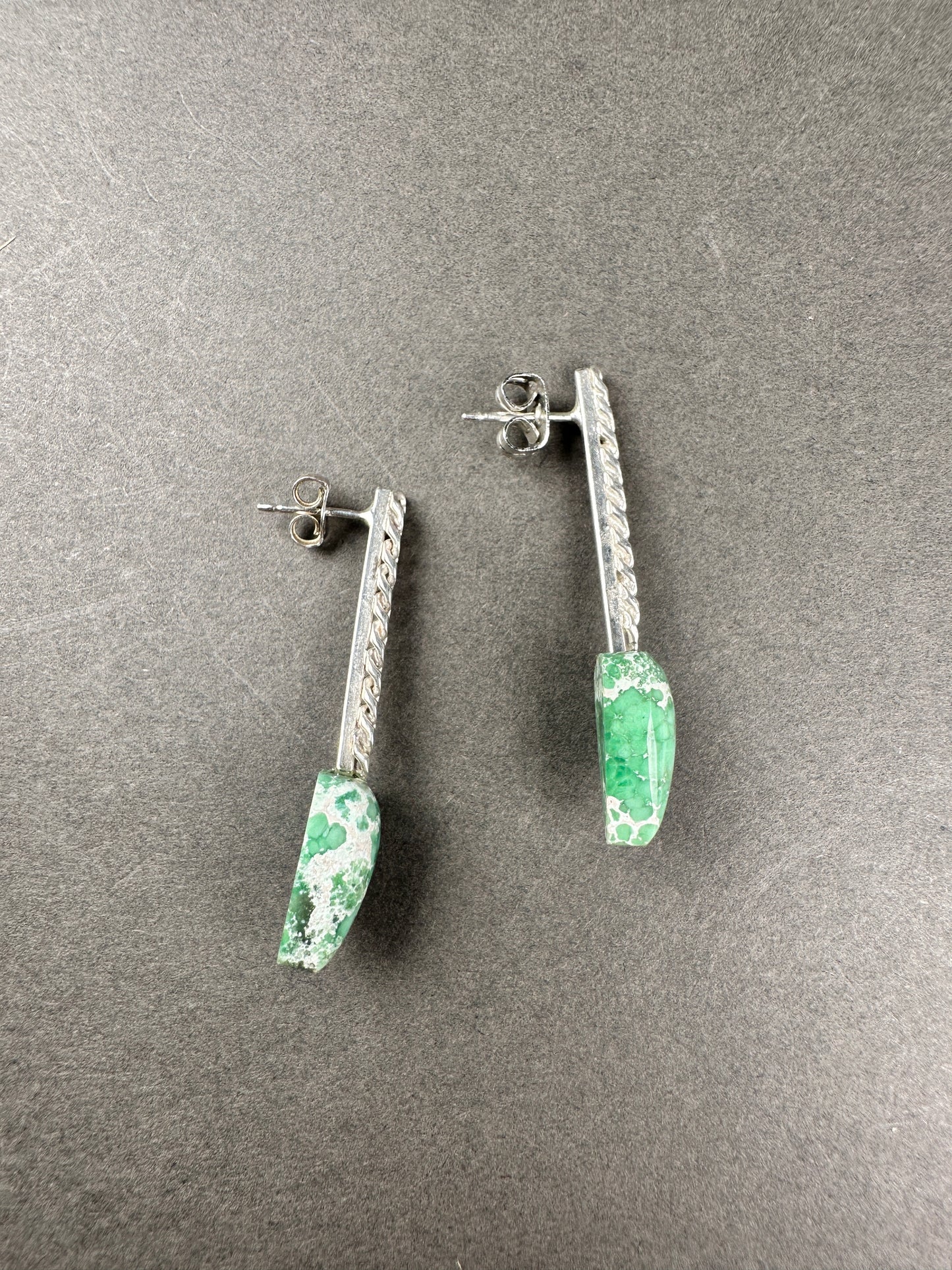 Variscite pendulums