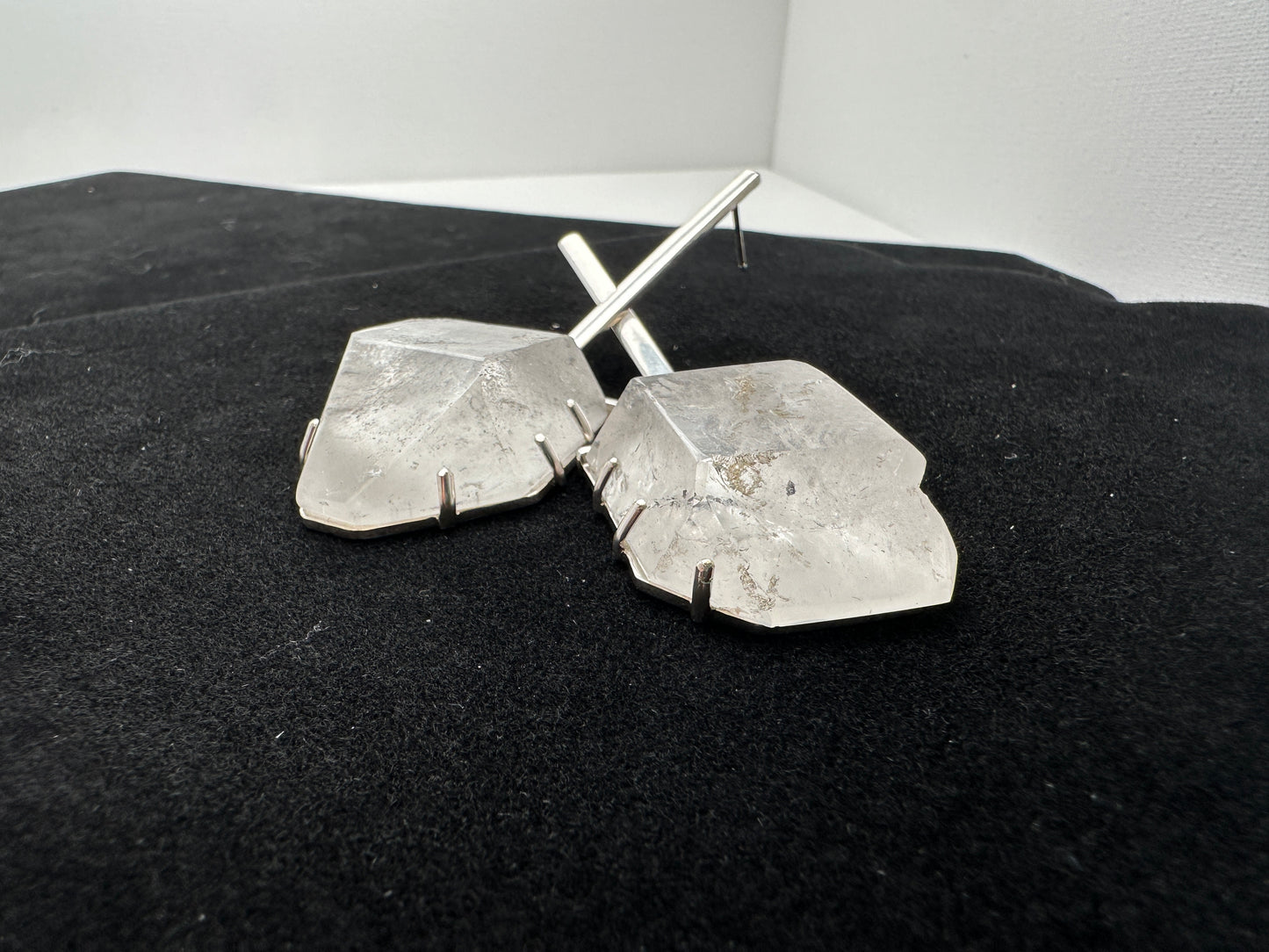 Quartz points - dangly
