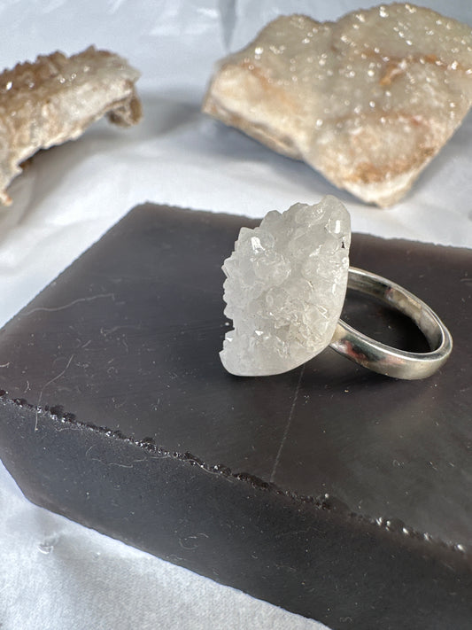 Druzy quartz ring