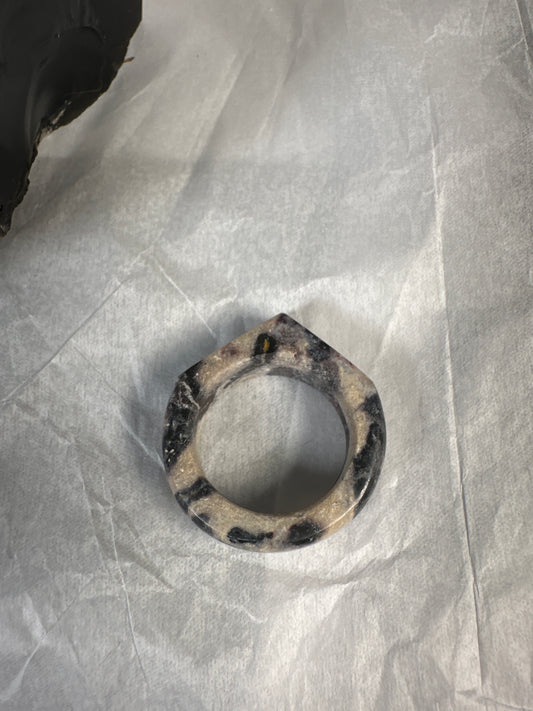 Blanket jasper facet ring