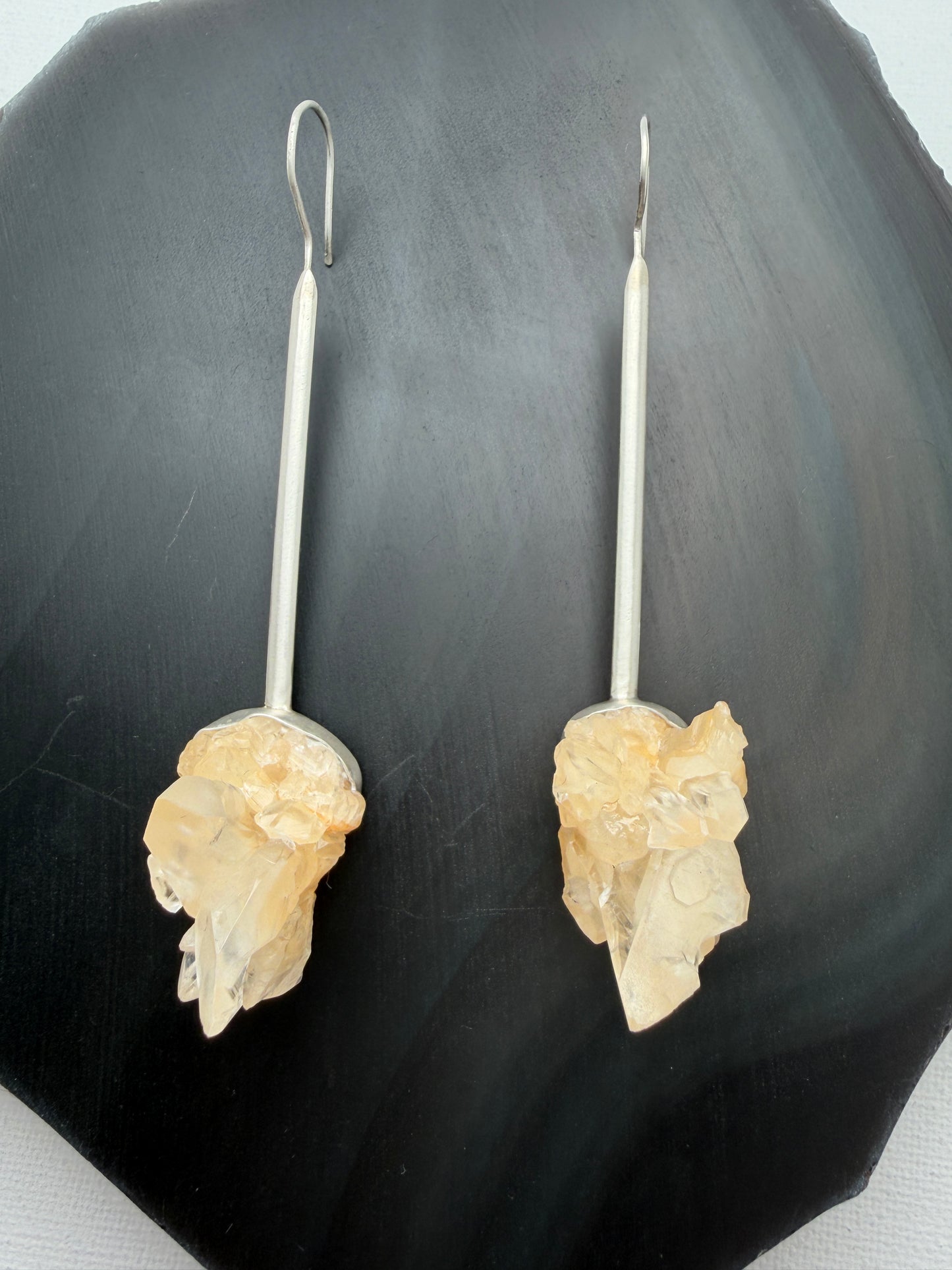 Calcite clusters