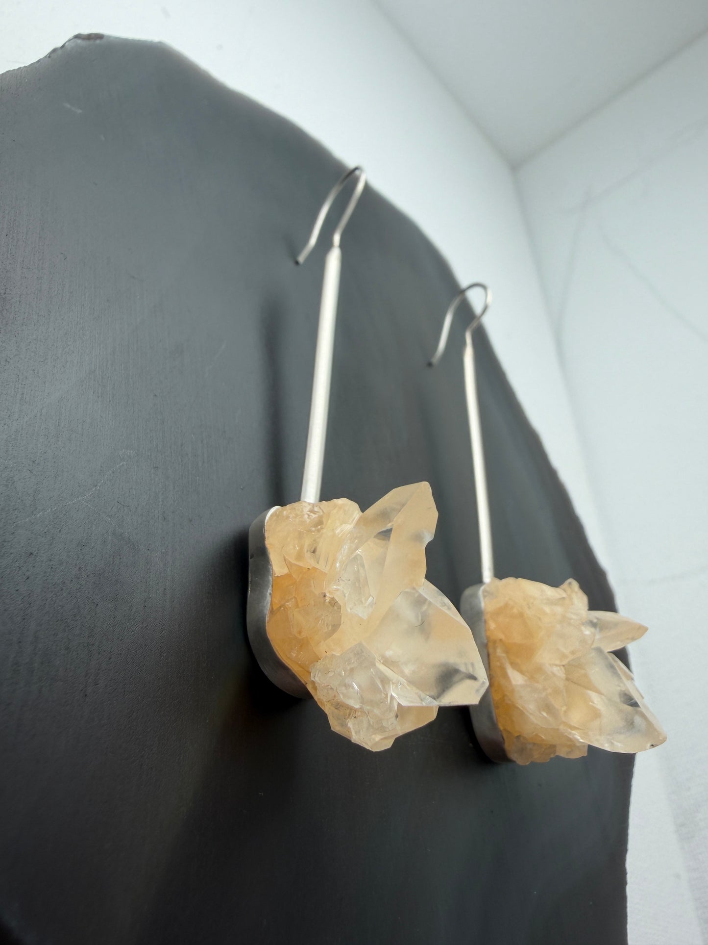 Calcite clusters