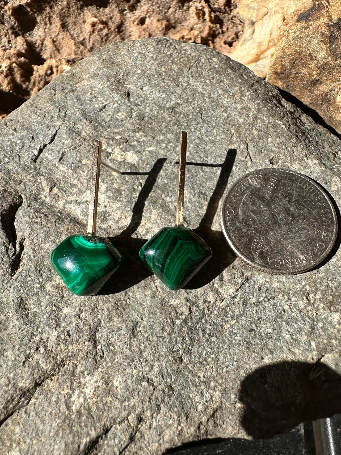 Malachite diamond mini bar stud