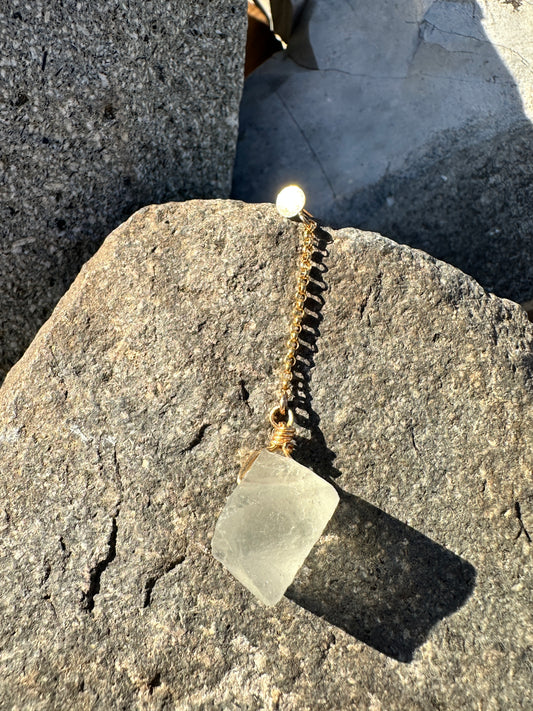 Fluorite point earring - single