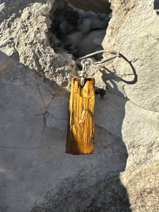 Tiger’s eye earring- single