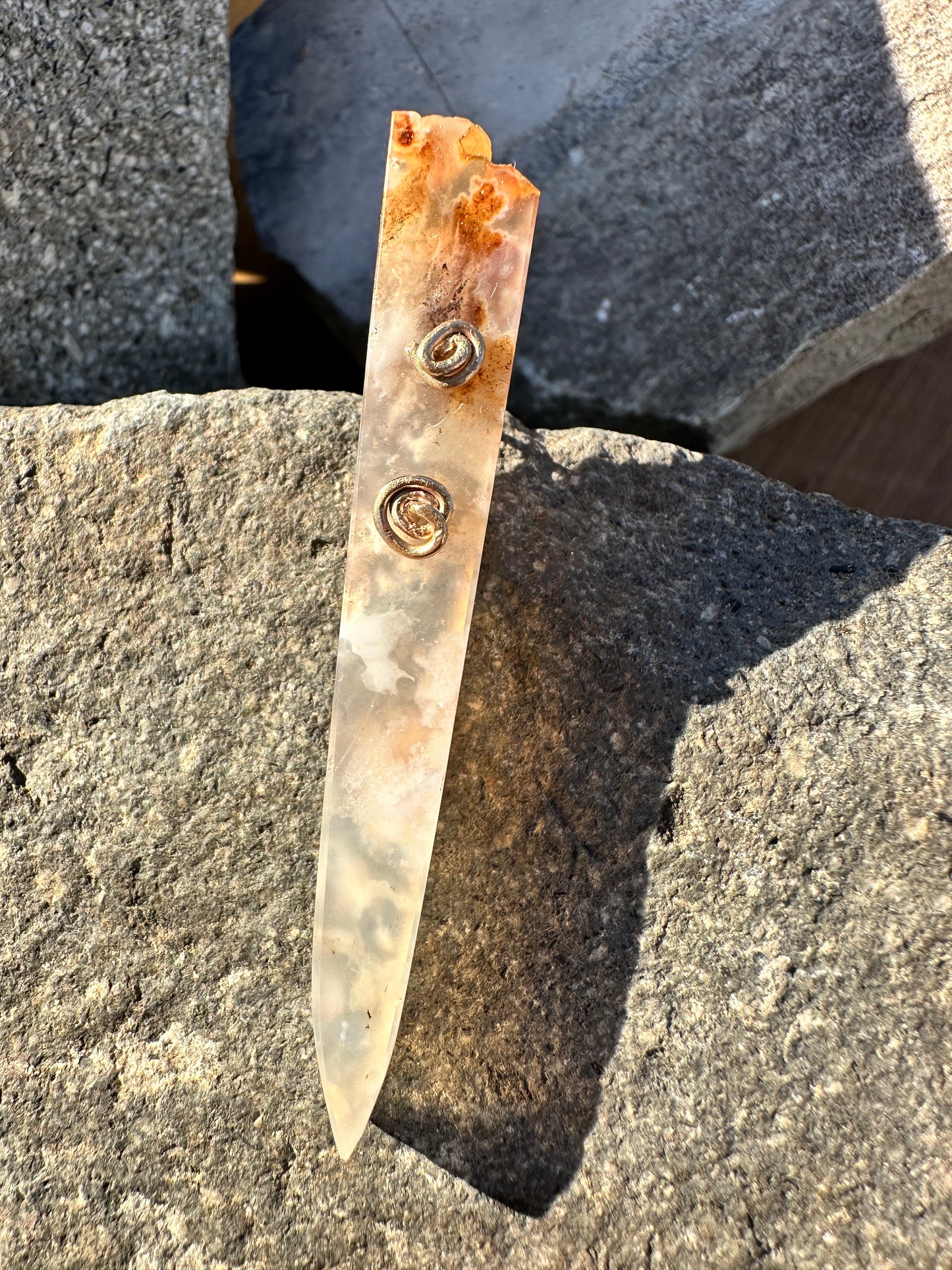 Graveyard plume agate - single