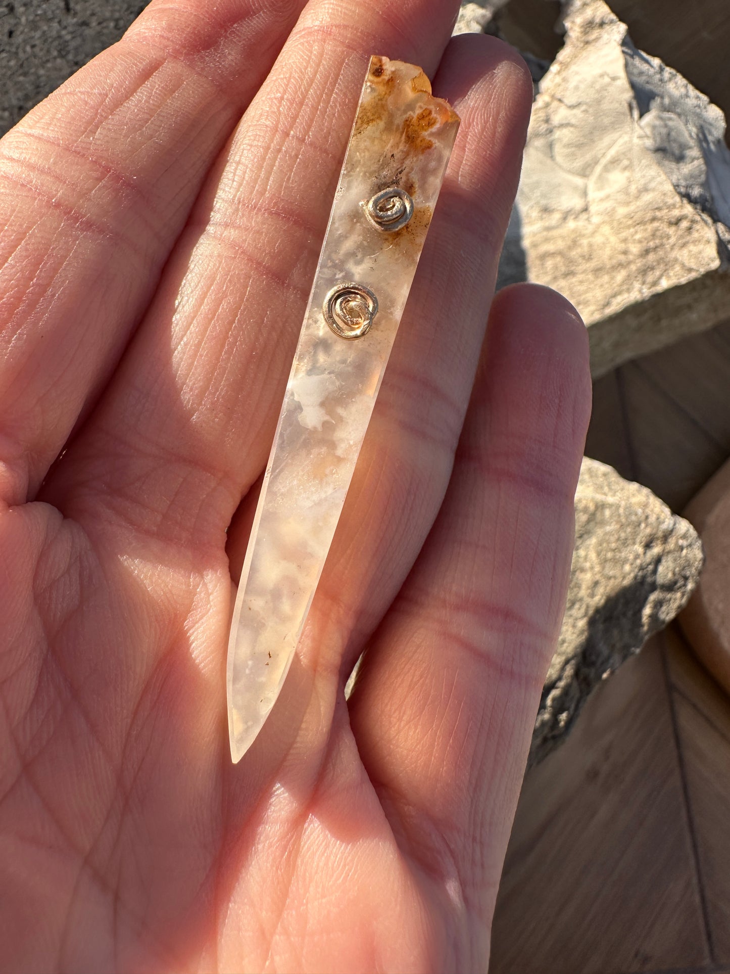Graveyard plume agate - single