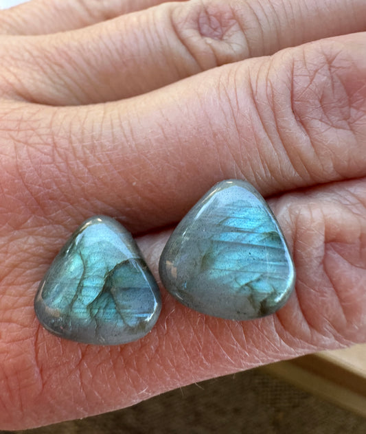 Labradorite - studs