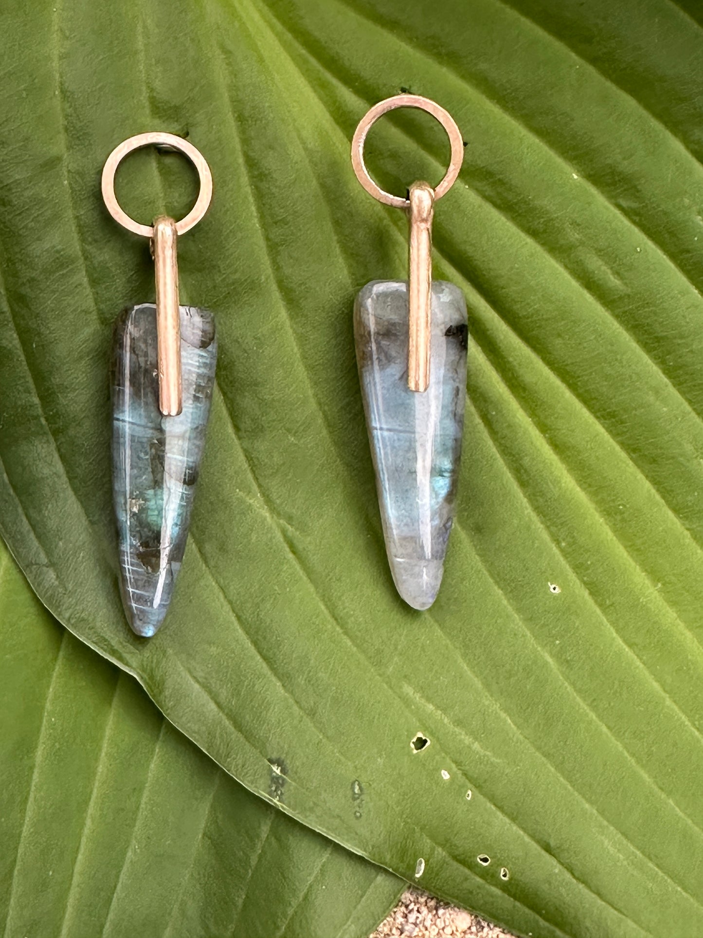 Labradorite - Spear drop stud
