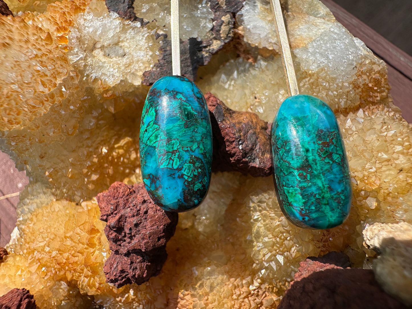 Malachite, chrysocolla, red cuprite drop stud - Oval