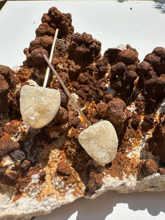 Druzy drop stud