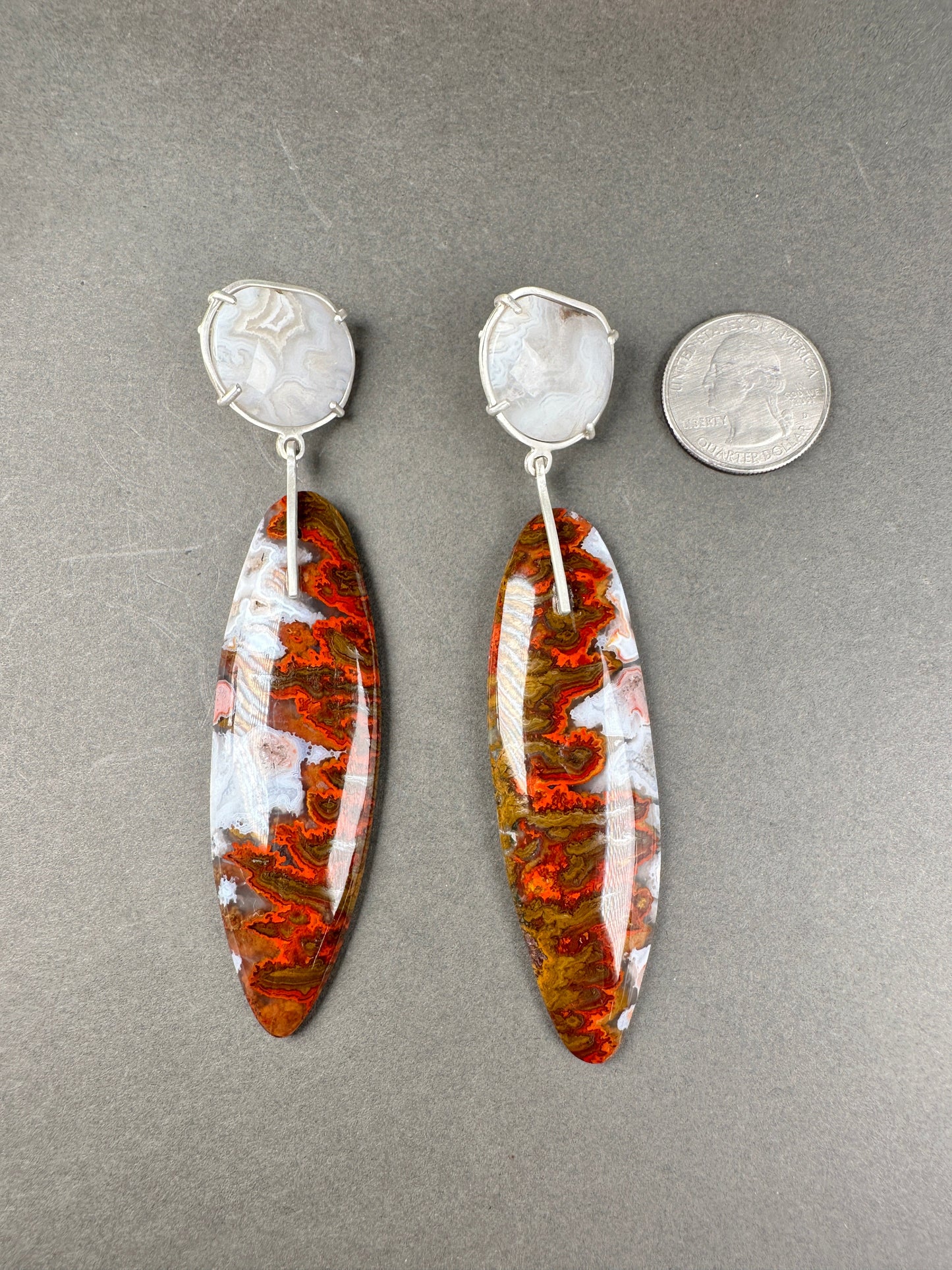 Moroccan seam agate dancers