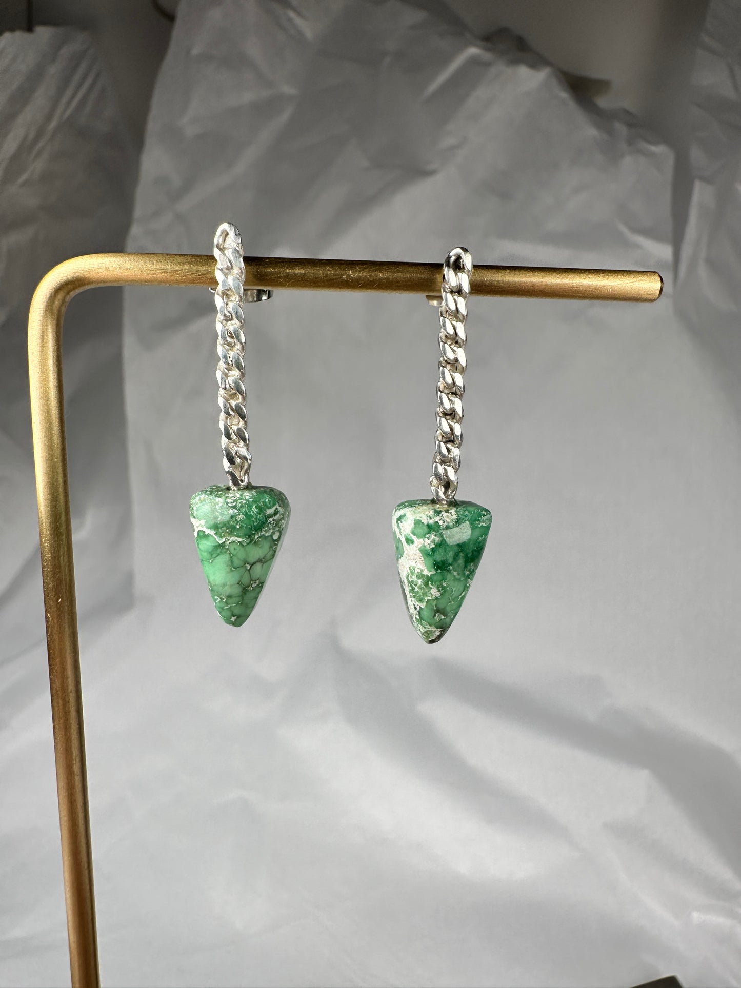 Variscite pendulums